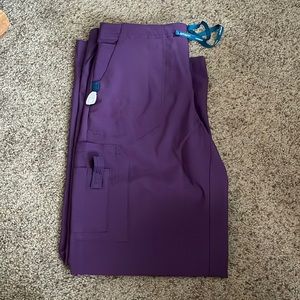 Size small carhartt scrub set